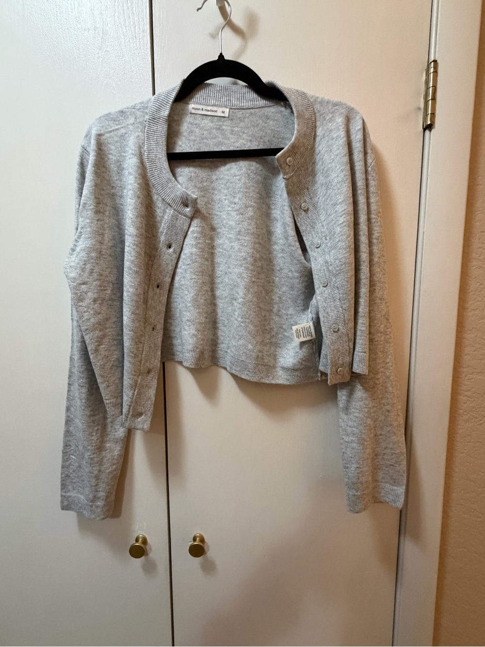 moon & madison Light Gray Cropped Button Cardigan